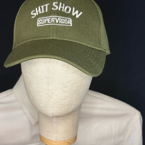 Green Embroidered Cap - Picture 4 of 4